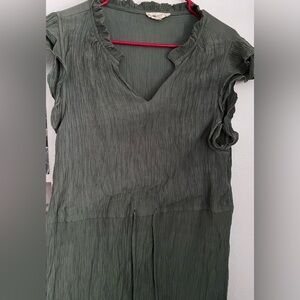 Eesome Green Flutter Sleeve Ruffled Blouse